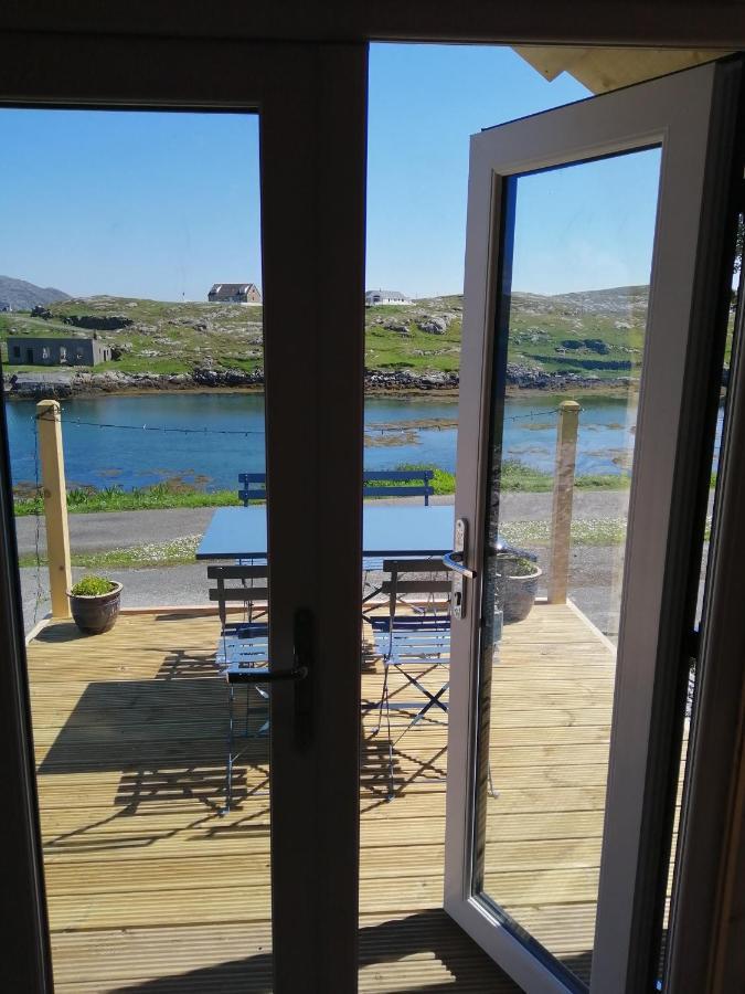 Glamping Pod For 2 Pod Beag Na Haun Eriskay Villa Exterior photo
